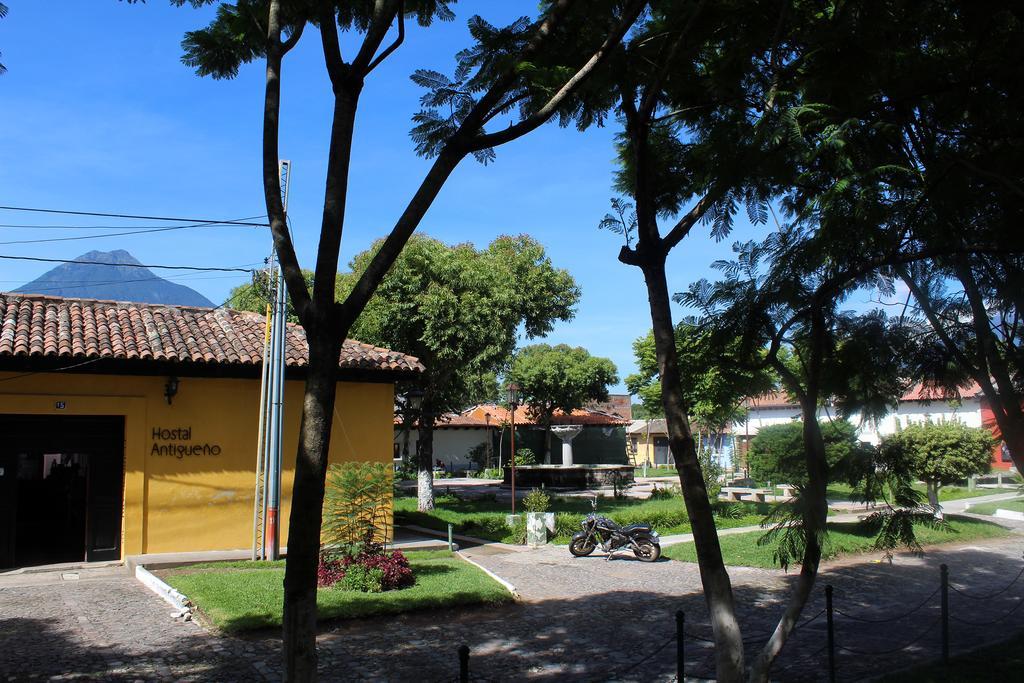 Hostal Antigueeno Antigua Zewnętrze zdjęcie