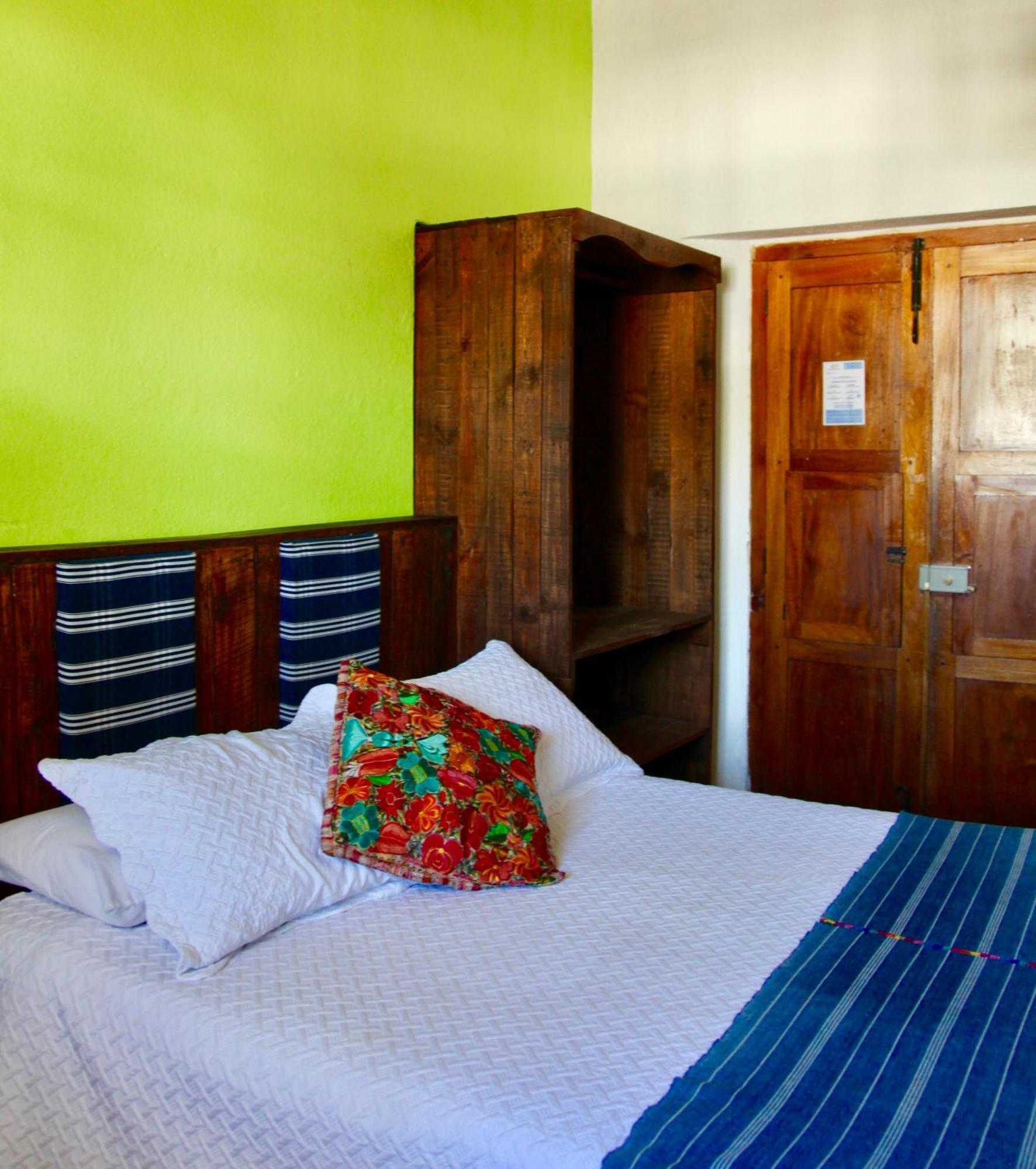 Hostal Antigueeno Antigua Zewnętrze zdjęcie