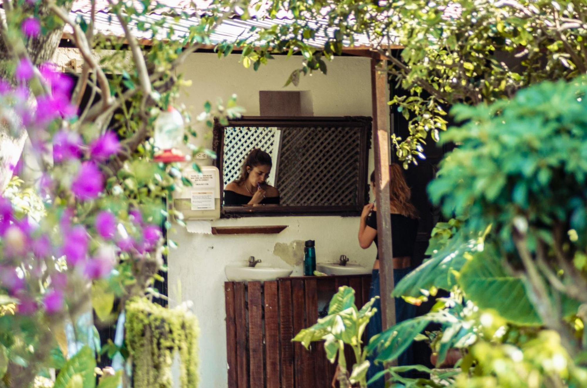 Hostal Antigueeno Antigua Zewnętrze zdjęcie