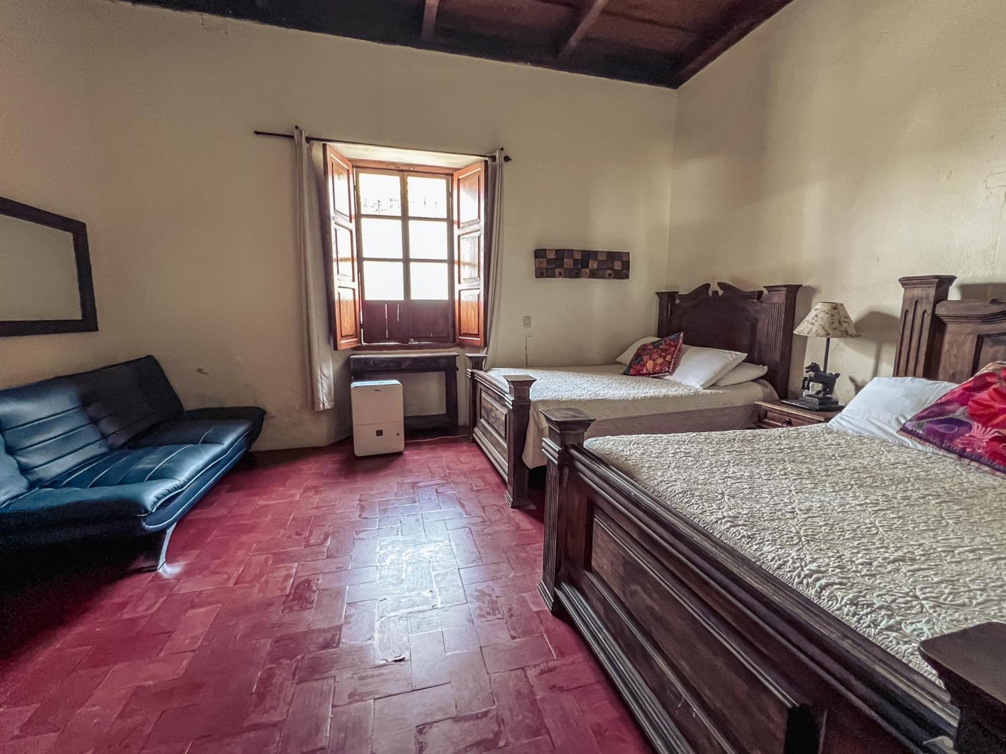 Hostal Antigueeno Antigua Zewnętrze zdjęcie
