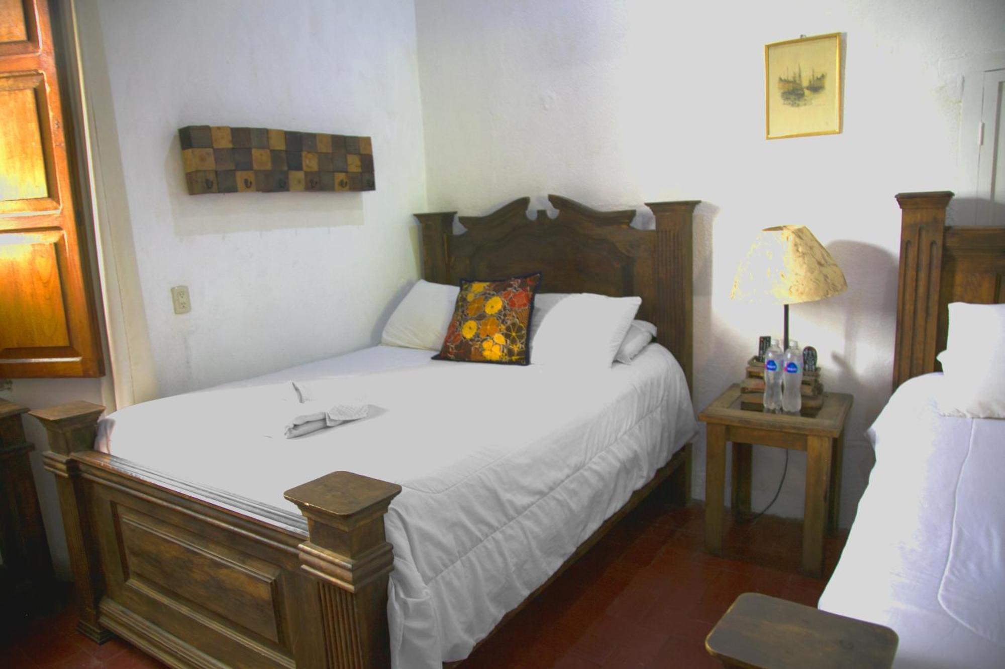 Hostal Antigueeno Antigua Zewnętrze zdjęcie